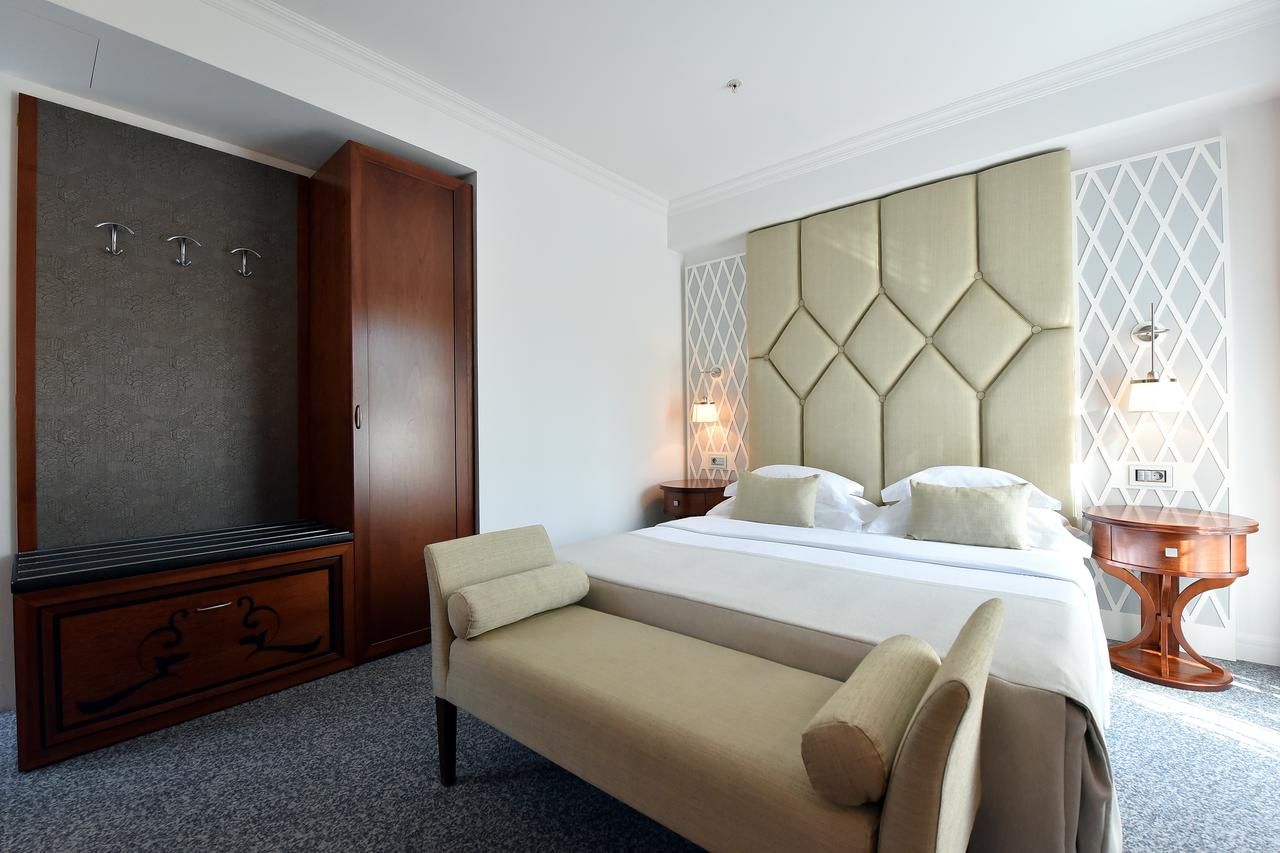 Отель Hotel Ziya Подгорица