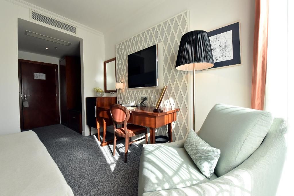 Отель Hotel Ziya Подгорица